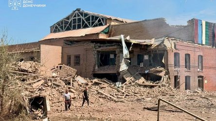 Rusia ataca el consulado de Letonia en Ucrania y mata a 6 Rusia ataca el consulado de Letonia en Ucrania y mata a 6