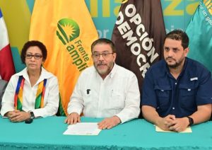 Partidos AlPaís, FA y OD exigen   transformación de la Policía RD