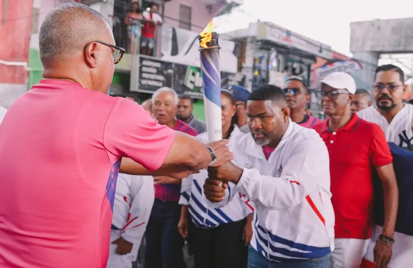 La antorcha de los JCC 2026 continúa su recorrido en SD imagen