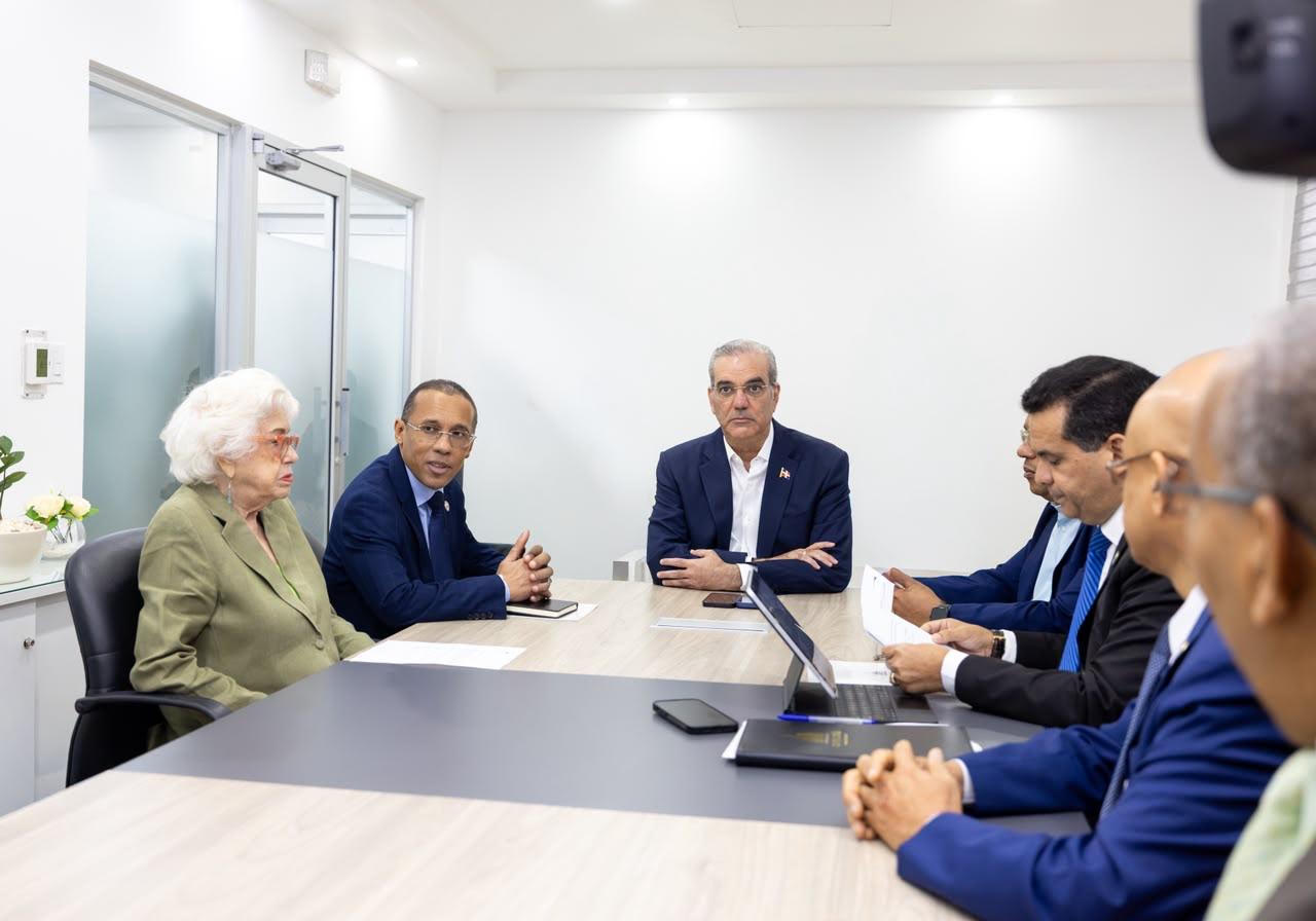 Presidente reafirma respaldo a unidad antifraude Contraloría imagen