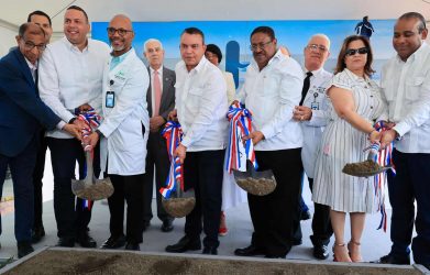 Gobierno anuncia inversión de mil millones en hospital Gautier