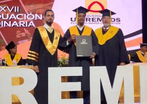 UNIREMHOS gradúa otros 612 profesionales; 374 enfermería