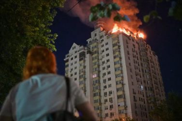 Un ataque masivo ruso contra Kiev deja al menos 17 muertos Un ataque masivo ruso contra Kiev deja al menos 17 muertos