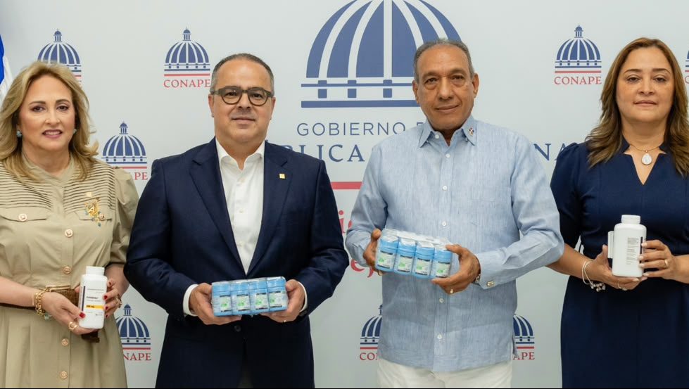 Sanar una Nación entrega alimentos y medicinas a Conape imagen