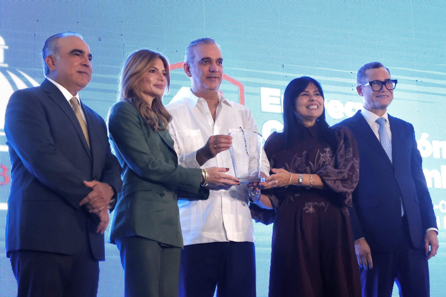 Ministerio de Trabajo reconoce «excelencia» Grupo Puntacana imagen