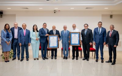 Senado reconoce a destacadas personalidades de Barahona Senado reconoce a destacadas personalidades de Barahona