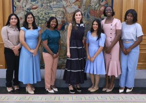 ESPAÑA: La reina Letizia recibe a seis becarias dominicanas ESPAÑA: La reina Letizia recibe a seis becarias dominicanas