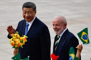 China rechaza «interferencias externas» en República Brasil
