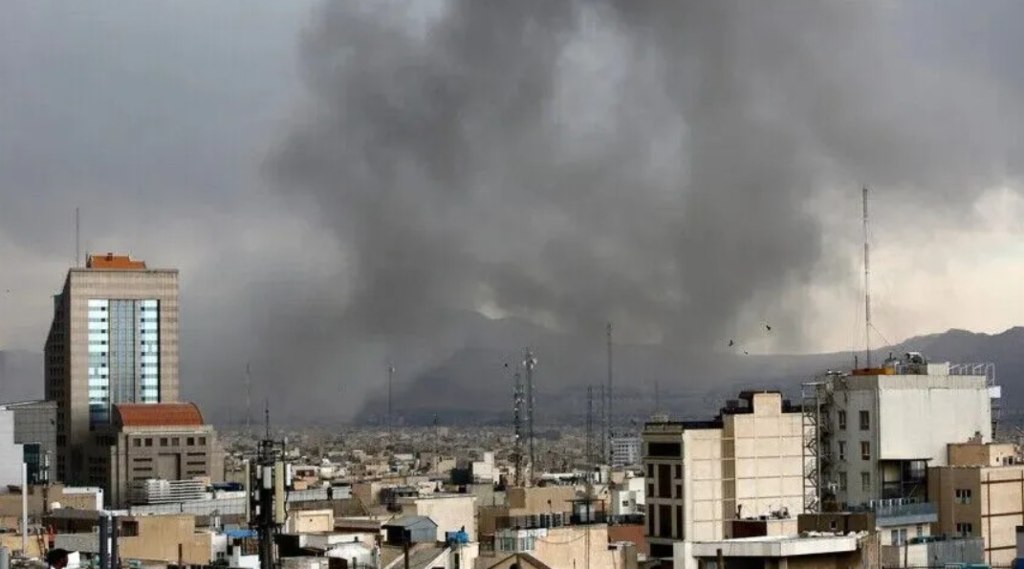 EEUU lanza una nueva oleada de intensos bombardeos sobre Irán imagen