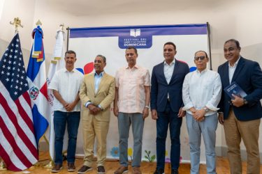 NUEVA YORK: Gómez Mazara presenta ‘Para que no se repita’ NUEVA YORK: Gómez Mazara presenta ‘Para que no se repita’