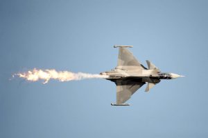 UCRANIA: Zelenski destaca la adquisición de 16 cazas Gripen
