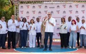 Abinader dice zona Samaná se transforma con inversión oficial Abinader dice zona Samaná se transforma con inversión oficial