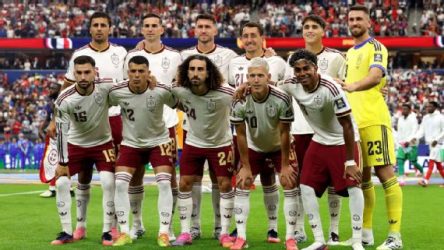 España derrota a Francia y alcanza final Mundial de Fútbol España derrota a Francia y alcanza final Mundial de Fútbol