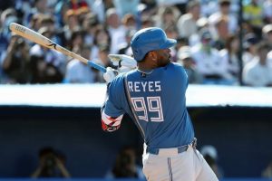 Dominicanos Dolis y Reyes se destacan en el beisbol de Japón Dominicanos Dolis y Reyes se destacan en el beisbol de Japón