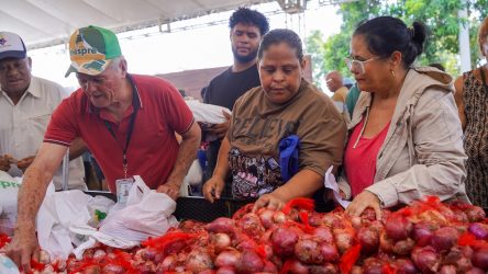 Gobierno dominicano amplía la venta de alimentos subsidiados Gobierno dominicano amplía la venta de alimentos subsidiados