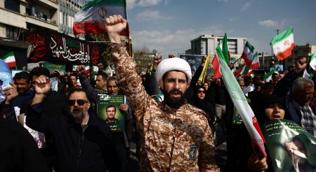 Irán a EE.UU.: Extranjeros no tienen cabida en Ormuz Irán a EE.UU.: Extranjeros no tienen cabida en Ormuz