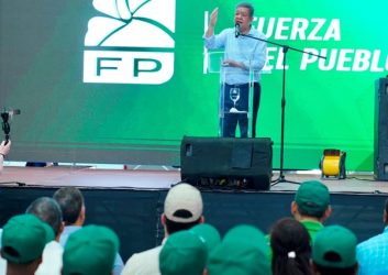 LF acusa Gobierno “engañar al pueblo” con los costos energía LF acusa Gobierno “engañar al pueblo” con los costos energía