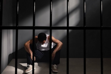 Liberan hombre que pasó casi 20 años en prisión preventiva Liberan hombre que pasó casi 20 años en prisión preventiva