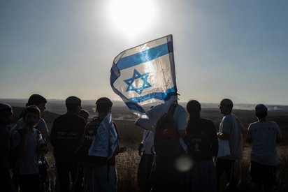 ISRAEL: Miles pretenden recolonizar la Franja de Gaza imagen