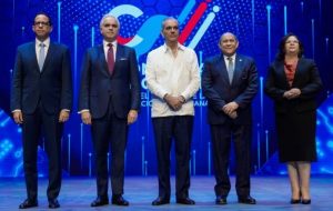 Abinader promete transformar sistema educativo dominicano