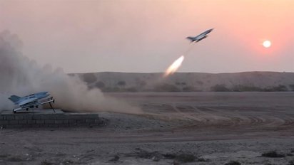 Irán lanza un nuevo ataque con drones a cazas y tropas de EEUU Irán lanza un nuevo ataque con drones a cazas y tropas de EEUU