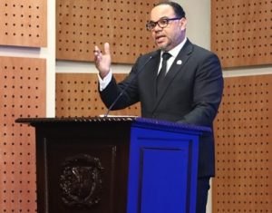 Ulloa exhorta a la PN asumir su reforma con vocación servicio