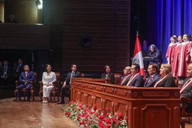PERU: Keiko promete trabajar y terminar con la «desigualdad»