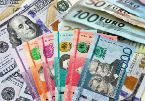 El dólar bajó 3 cts. y euro uno; eran vendidos $58.63 y $69.37