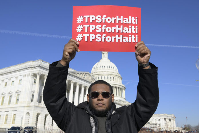 Estados Unidos extiende el TPS para Haití por dos semanas más imagen