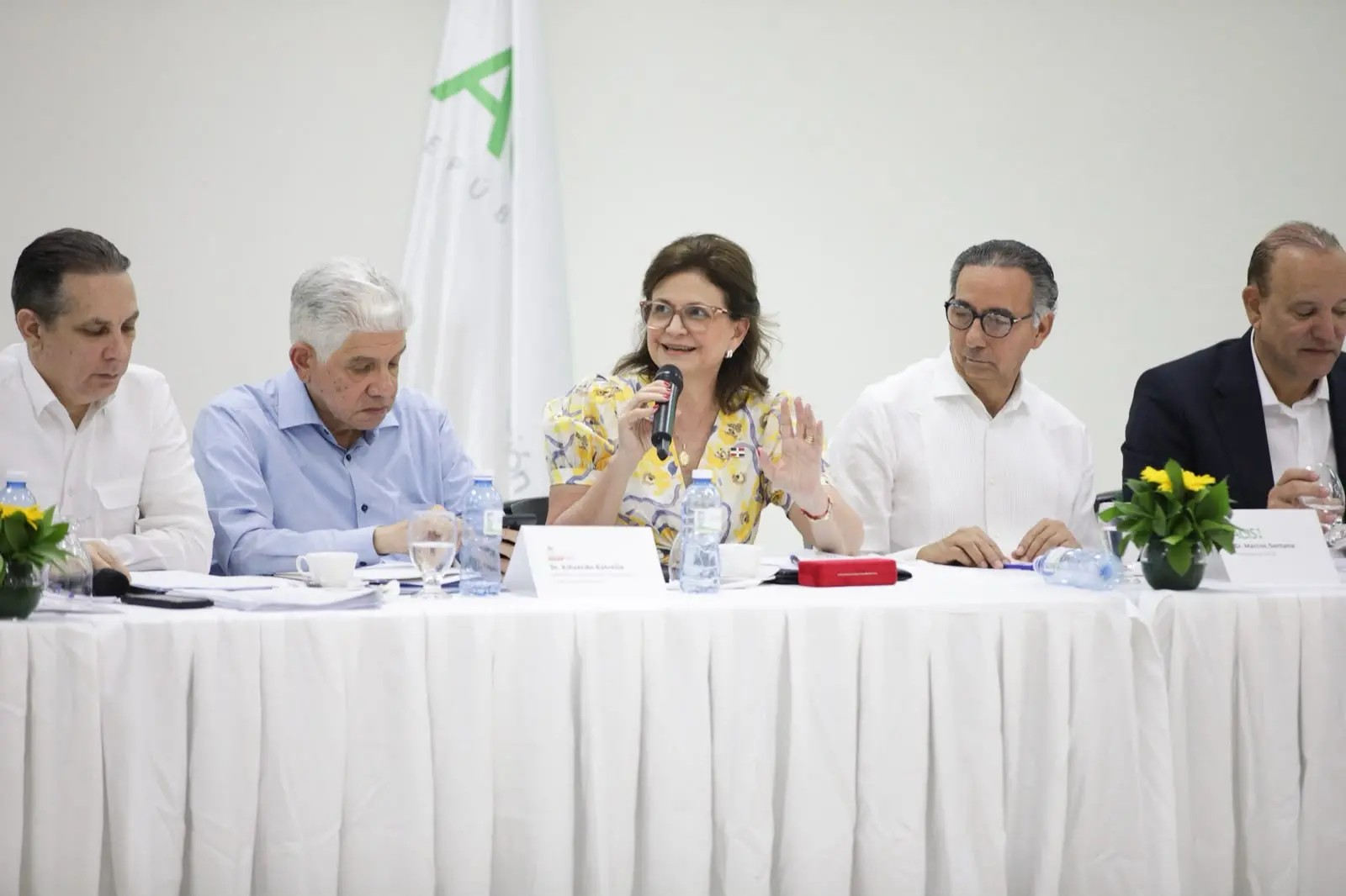 Gobierno iniciará en agosto la construcción autovia del Ámbar imagen