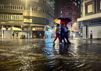 El sureste de China, en alerta máxima tras llegada tifón Noul