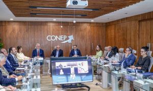 Complicidad CONEP y Minerd para manipular historia de RD