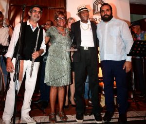 Centro Banreservas realiza homenaje a Minier y Namnúm
