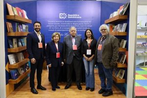 México: Convocan a escritores RD para FIL Guadalajara 2026