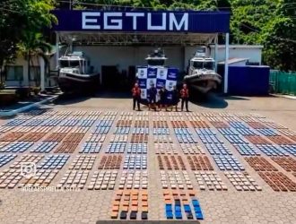 COLOMBIA: Presidente anuncIa incautación 12 toneladas drogas COLOMBIA: Presidente anuncIa incautación 12 toneladas drogas