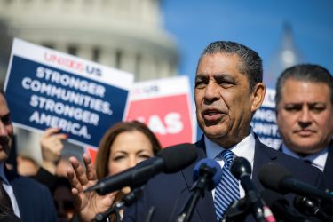 EU: Derrota Espaillat preocupa a demócratas y reaviva debate