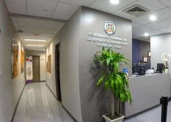 Un cónsul con ínfulas de virrey (OPINION)