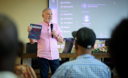 Taveras llama utilizar voto para transformar política dominicana