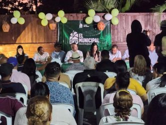 FP recoge graves denuncias comunitarias en Santiago