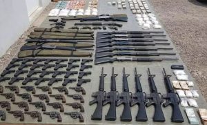 Policía ocupa 109 armas fuego  y drogas en región Enriquillo