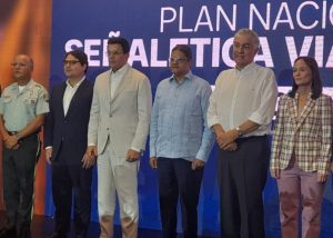 Lanzan plan para modernizar la  señalización vial zonas turísticas