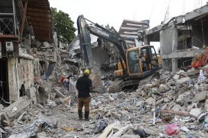 COLOMBIA: Inician trabajos de reconstrucción tras terremoto COLOMBIA: Inician trabajos de reconstrucción tras terremoto
