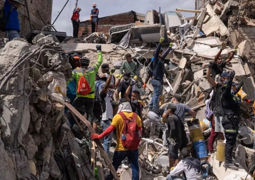 Aumenta 294 fallecidos, 3,935 heridos terremoto Colombia