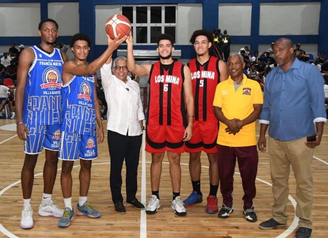 Virgilio Frías y Francia Nueva triunfan basket U25 interclubes imagen