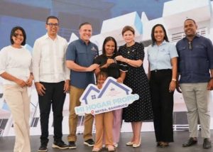 Neyba: Entregan primera etapa del Residencial Vista del Lago