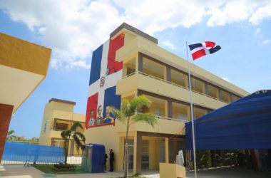Minerd lanzará plataforma para reportar daños en escuelas RD
