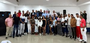 Atletismo agasaja medallistas y entrenadores por actuación JCC
