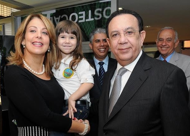 Presidente ratifica Valdez Albizu y Clarissa de la Rocha en el BC