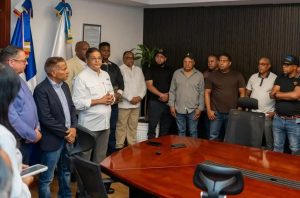 Dirigentes transporte aseguran  no aumentarán precio pasaje