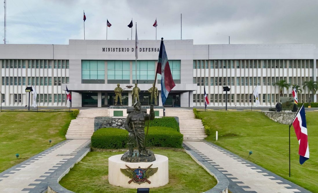 Defensa explica municiones RD fueron «encontradas en Haití»